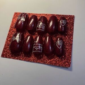 Cute red sparkly Valentines press on nails in medium coffin SIZE S